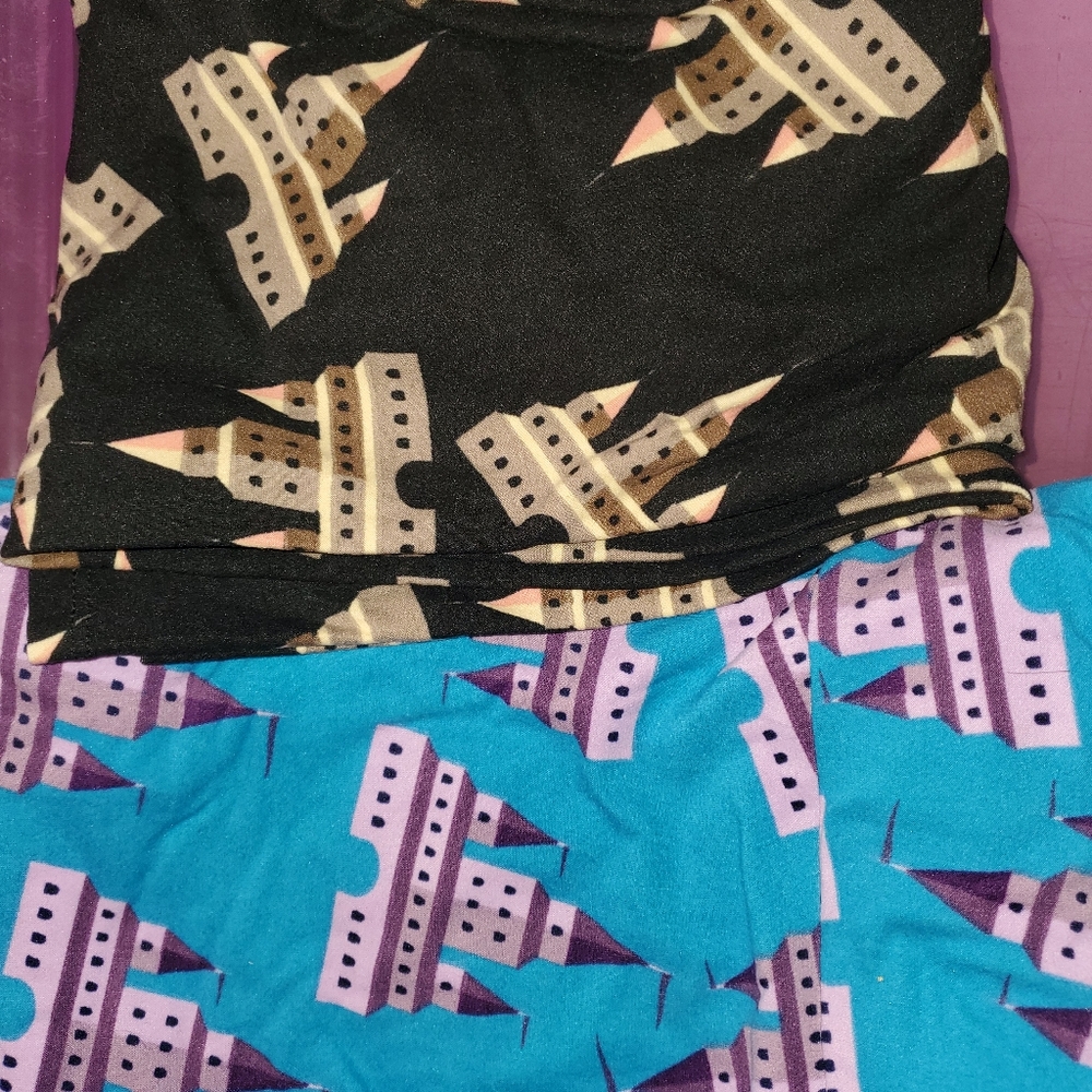 2 LuLaRoe "Disney" castle leggings